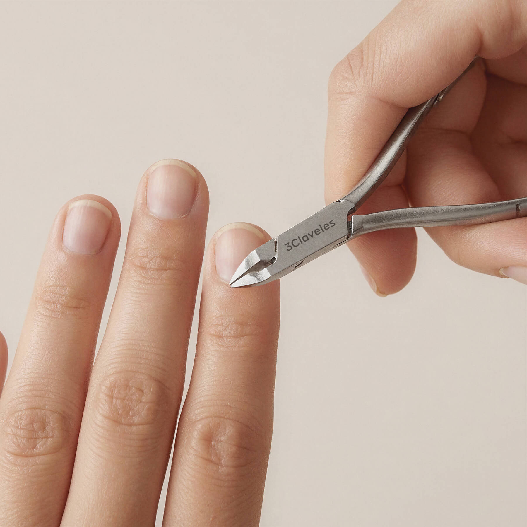 Boca de corte 5mm de alicate de cuticulas 3Claveles